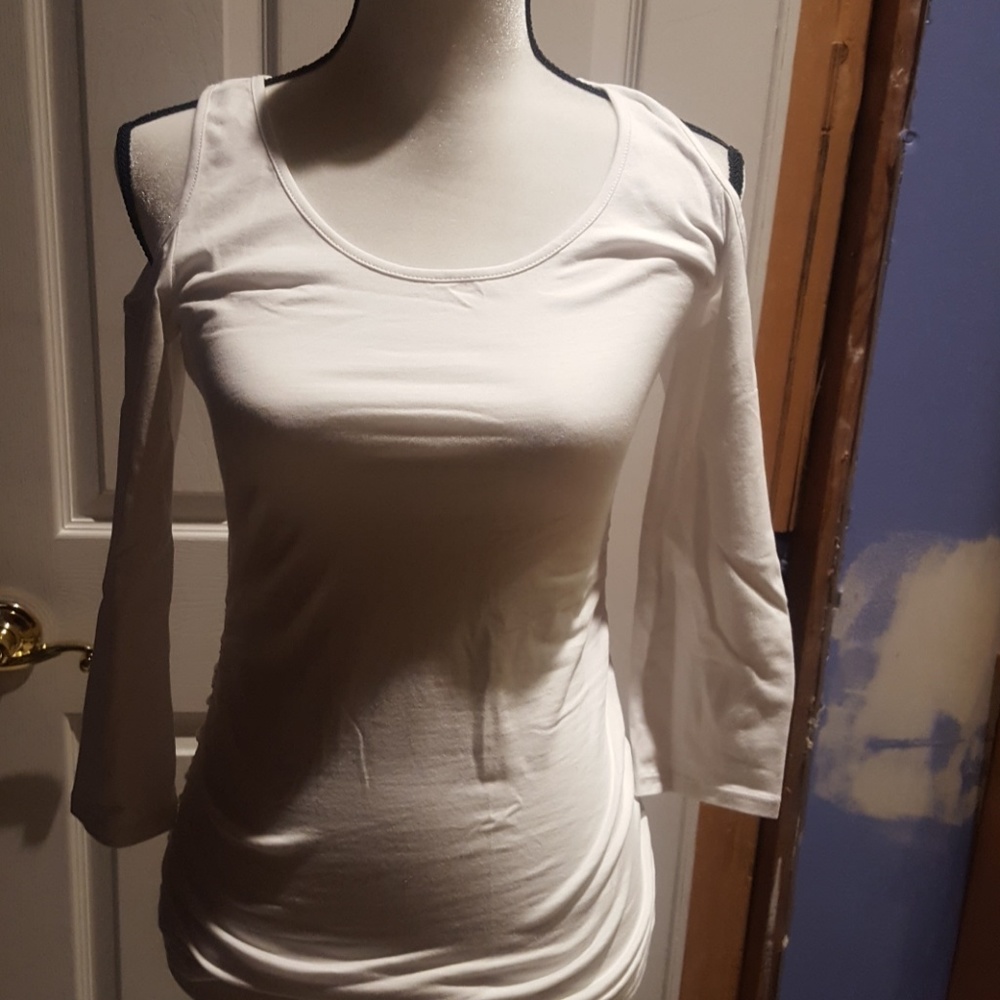 Cold shoulder top